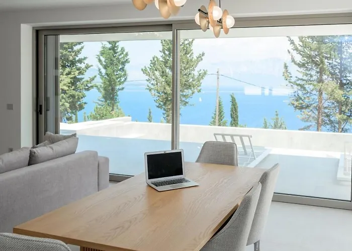 Willa Modern Seaview Oasis Nikiana