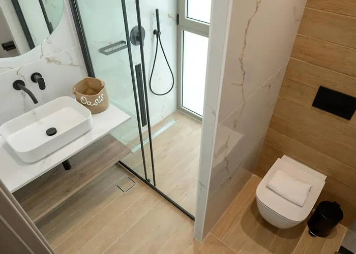 Modern Seaview Oasis Willa *