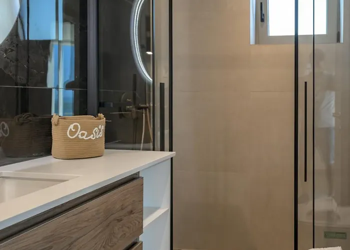 Modern Seaview Oasis Nikiana