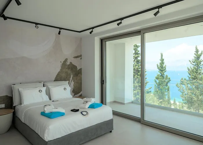 Modern Seaview Oasis * Nikiana