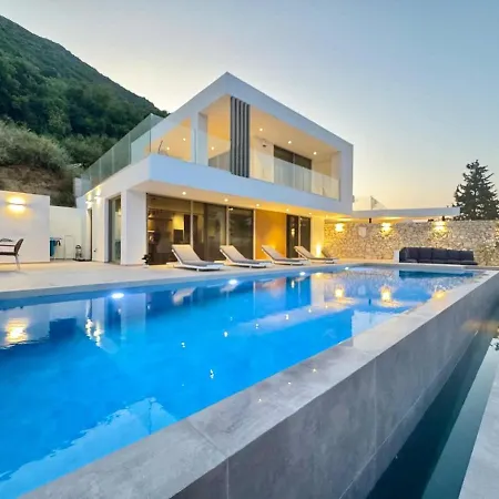 Modern Seaview Oasis * Nikiana