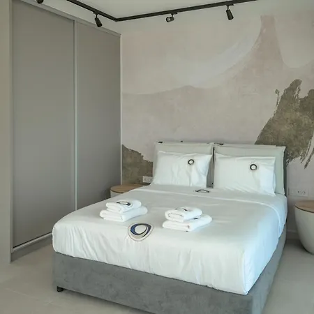 Luxury Oasis Villa *