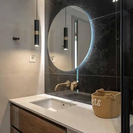 Luxury Oasis Villa Nikiana