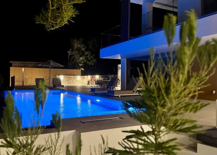 Villa Modern Seaview Oasis Nikiana